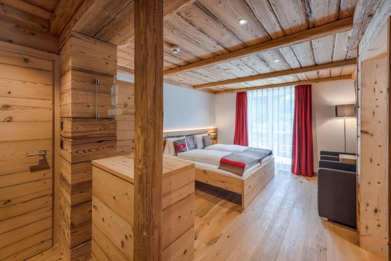 Hotel Crusch Alba Swiss Lodge Zernez Bagian luar foto