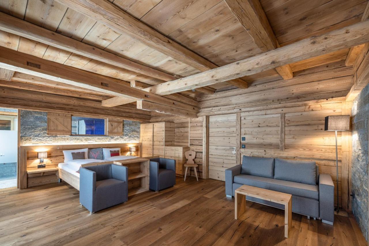 Hotel Crusch Alba Swiss Lodge Zernez Bagian luar foto