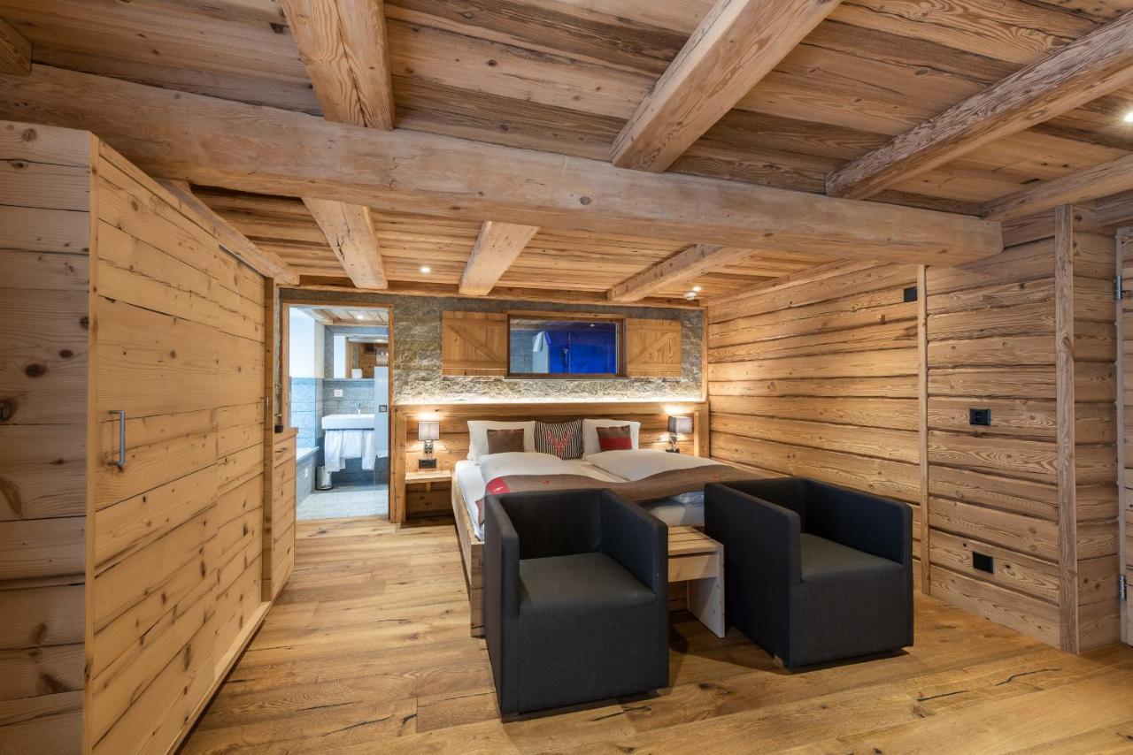 Hotel Crusch Alba Swiss Lodge Zernez Bagian luar foto